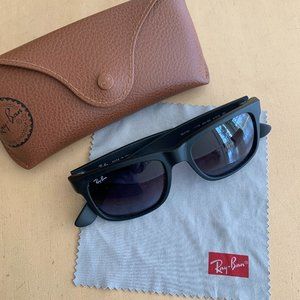 Ray-Ban Junior sunglasses